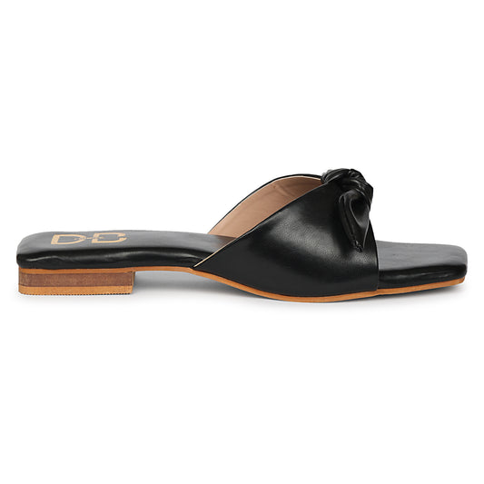 Flat Sandal